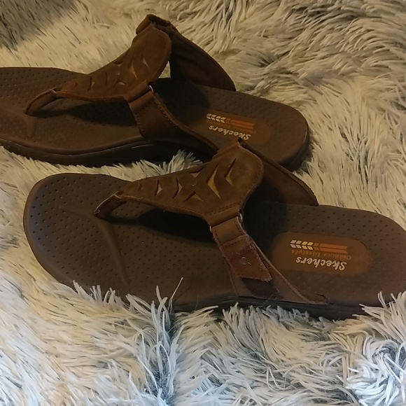 Skechers brown sandles - Picture 2 of 7